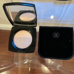 CHANEL ILLMINATiNG POWDER POUDRE SIGNNE ❤️
